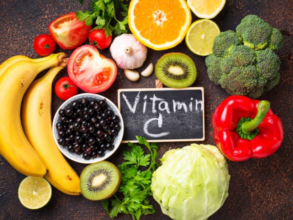 Korzyści z jedzenia żywności bogatej w witaminy: Przewodnik żywieniowy dla całej rodziny